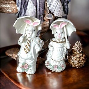 Vtg K'S Collection Porcelain 7”Mr & Mrs Couple Bunny Figurines with Umbrella